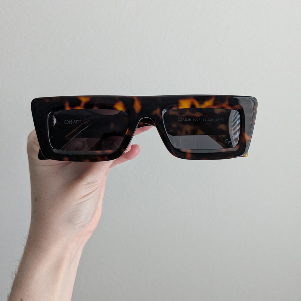 Off-White Ontario Sunglasses In Tortoise
